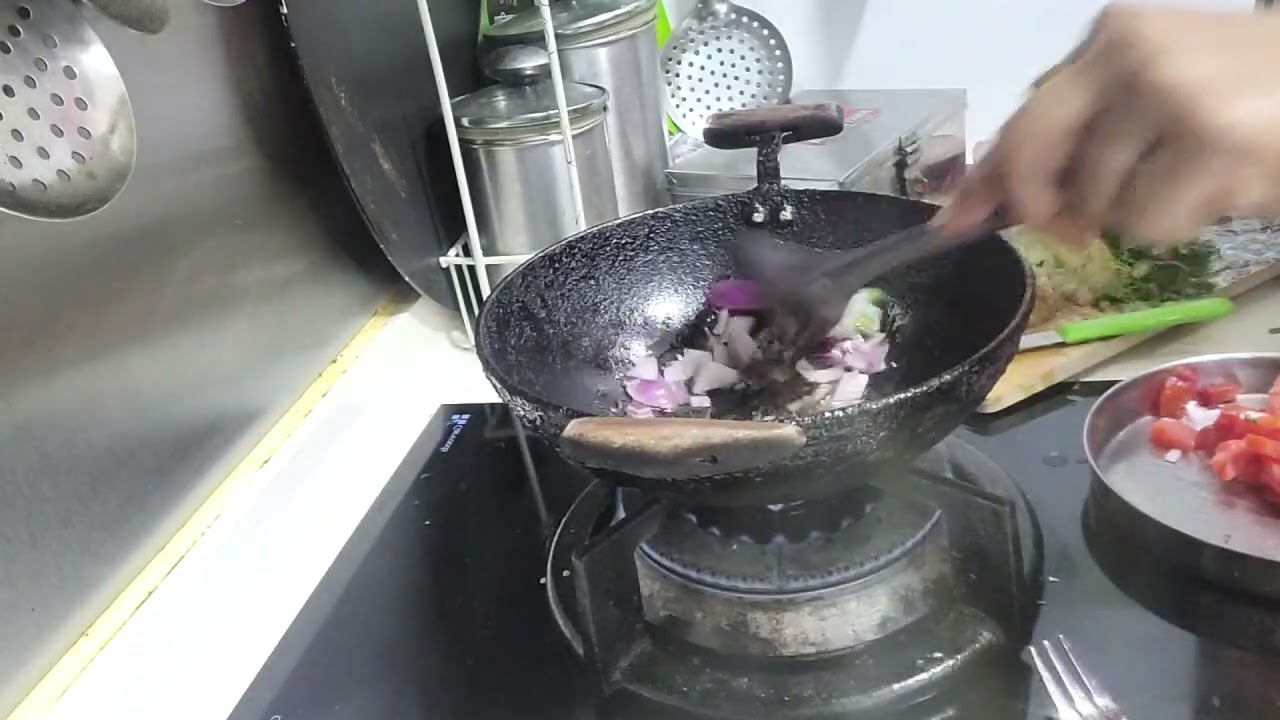 Home Style Baigan Ka Bharta (Smoked Brinjal)!