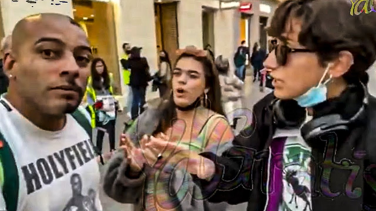 BORJA ESCALONA se ENCARA en LA CALLE por LOS CACHORRITOS
