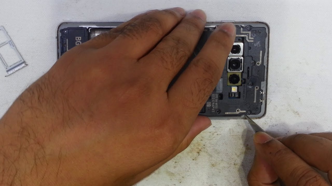 Samsung S10 Plus (SM-G975F) Disassembly