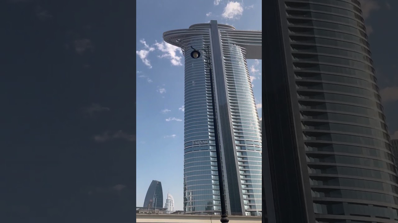 Dubai#dubaivlog #dubai #burjkhalifa #emaar #emaardubai #dubamall #likeandsubscribe #comments