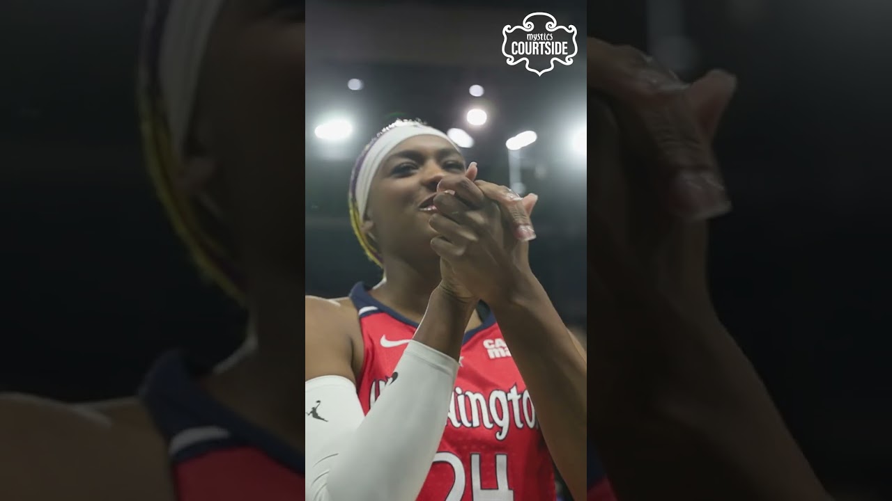 Mystics fans showing love at Media Day ❤️ 🏀 #mystics #wnba #shorts