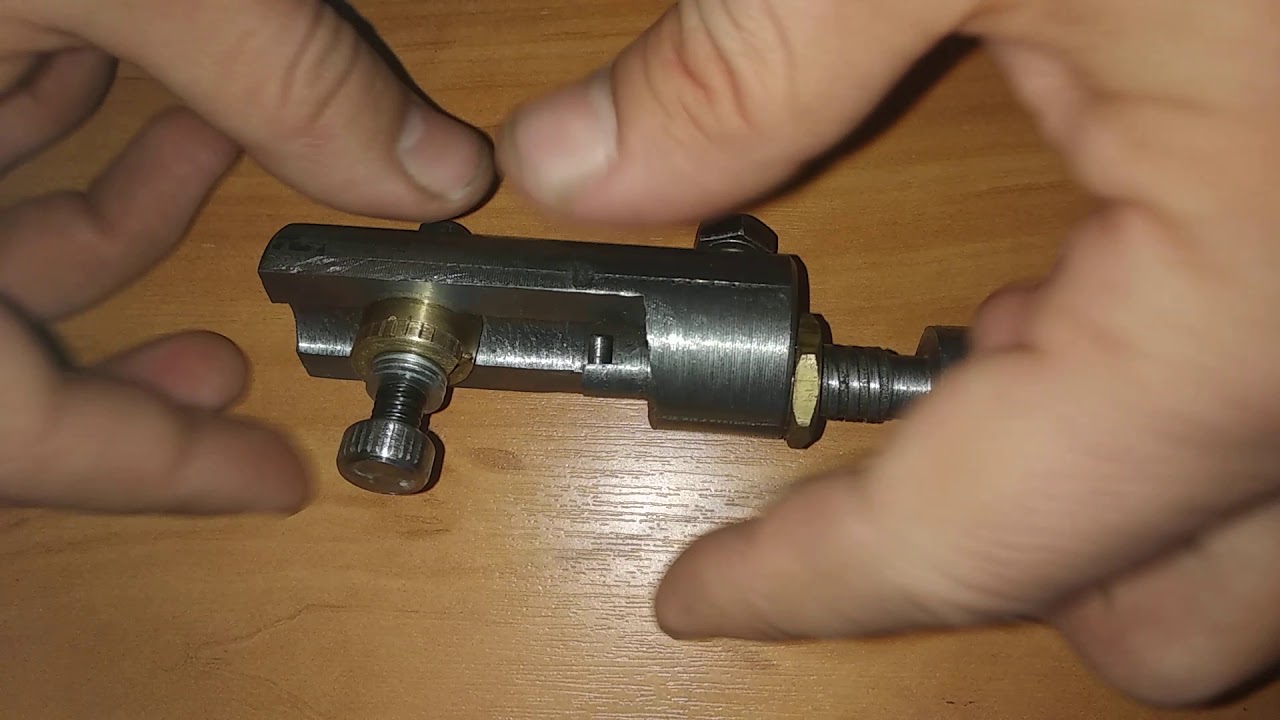 Мой станок на резьбе для  поводков из струны.
