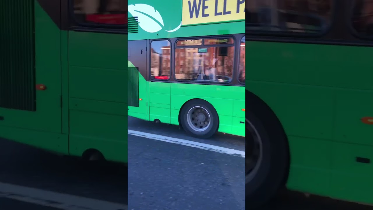 SG454 At Wellington Quay on a 60. #busspotting #dublin #shorts #dublinbus #volvob5tl #town