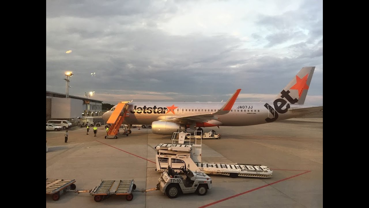 夕焼け空の飛行 ジェットスター 新千歳→成田  Jetstar A320 Of sunset sky flight