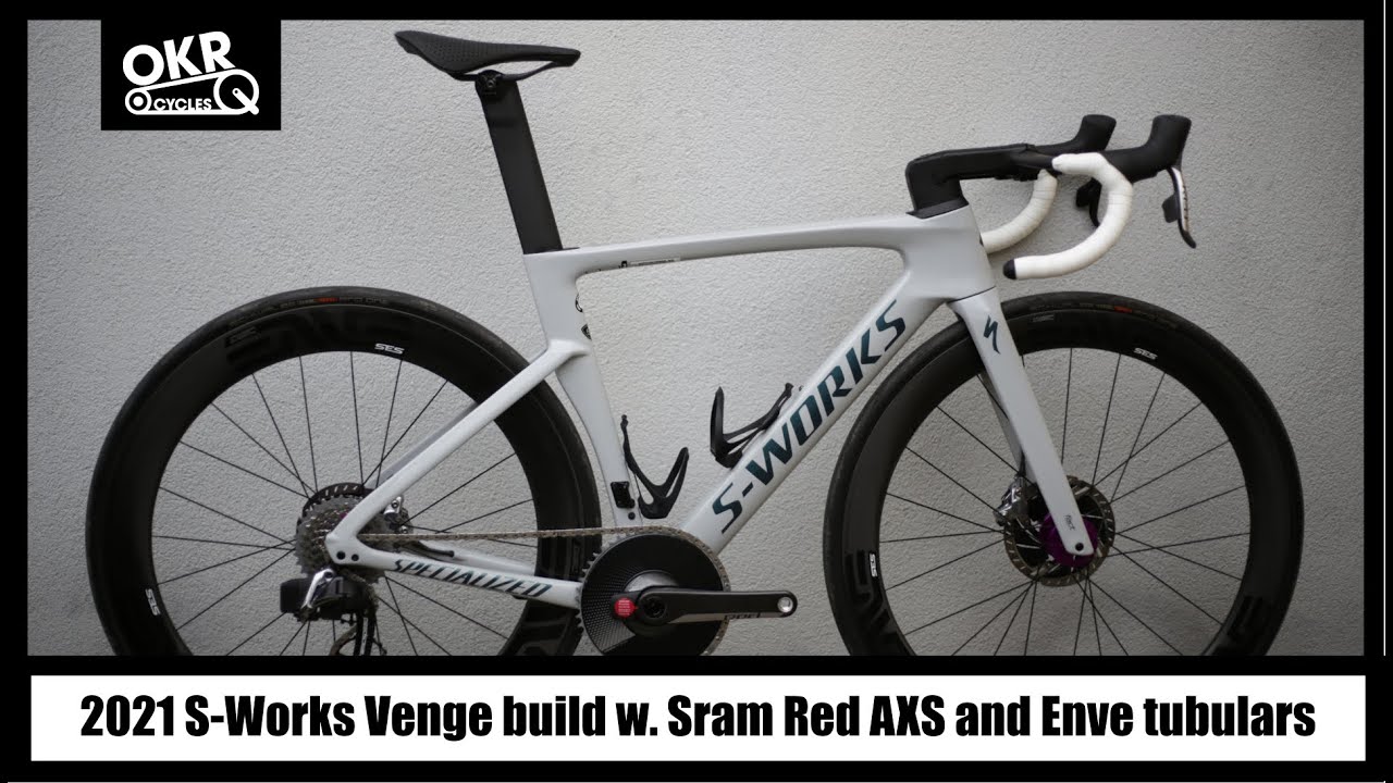 Велосипед S-Works Venge 2021 года выпуска, комплектация Sram Red AXS и трубчатыми шинами Enve 5.6.