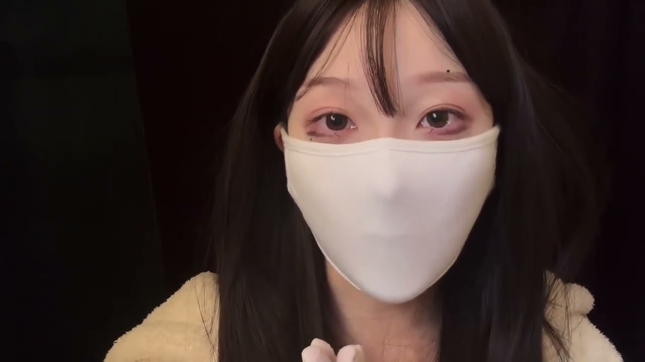 Glove ASMR