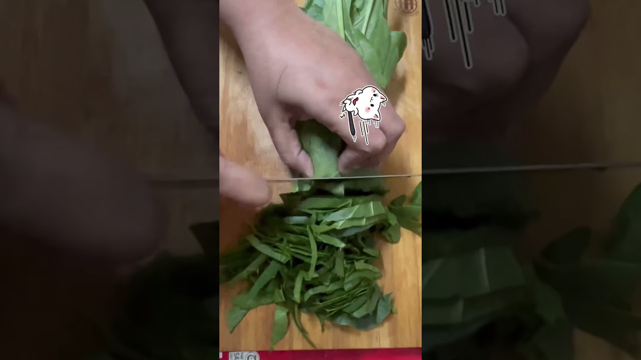 Easy way of cutting spinach#spinach#cooking#chopper#shorts#shortvideon