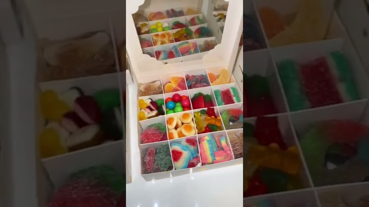 Halal Sweet Gift Boxes Only &pound;5.99 at Halal Sweet Stop 🌟 Contains 16 varieties! #halal #halalsweets