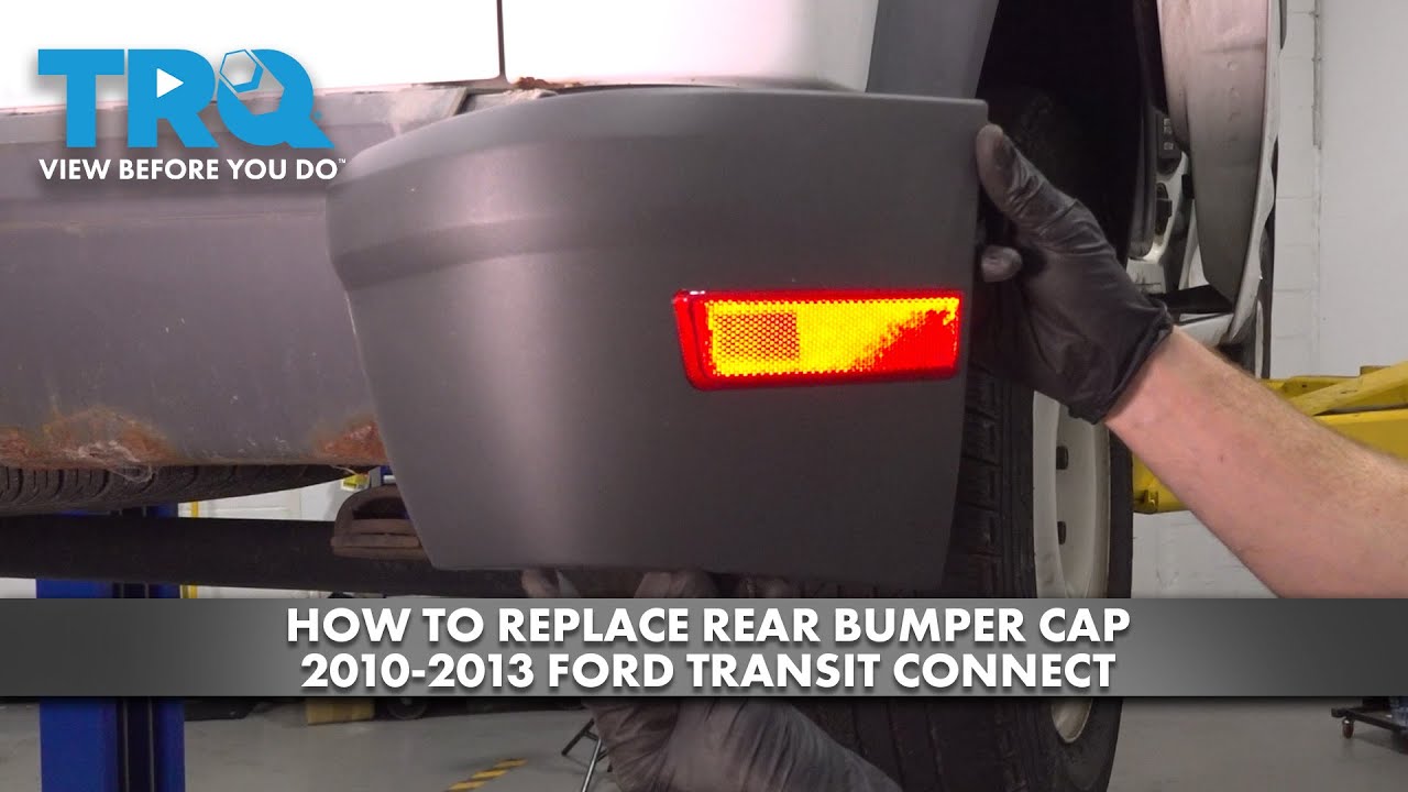 Как заменить крышку заднего бампера Ford Transit Connect 2010–2013 годов