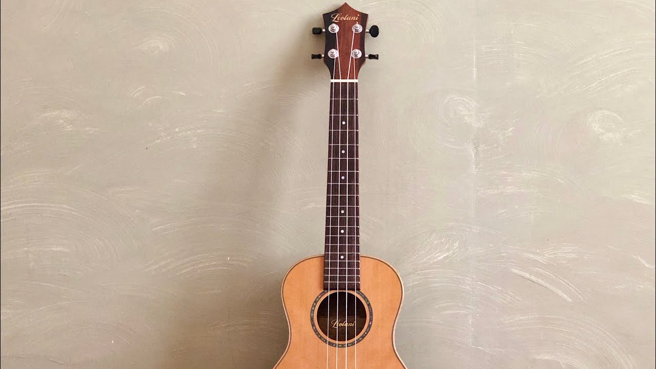 Leolani (T524G) Solid Cedar Top Tenor Ukulele Review
