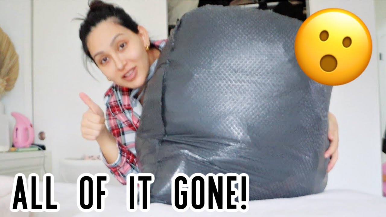 getting rid of ALL my maternity clothes!