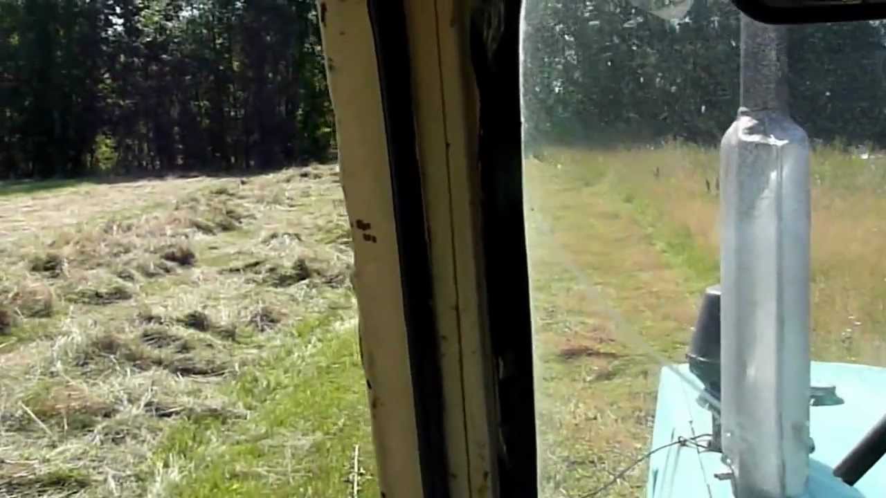 Косим на ЮМЗ 6АЛ/Mow the grass by tractor
