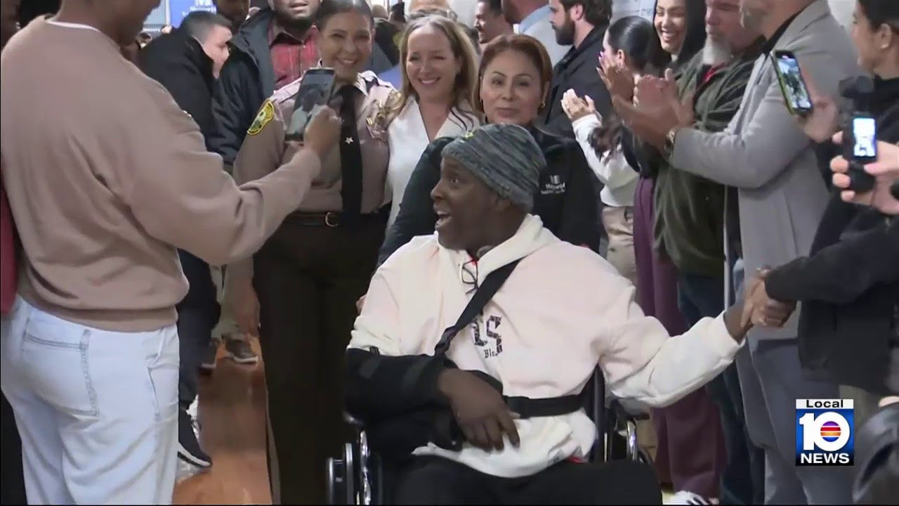 Injured deputy released from hospital more than a month after major crash