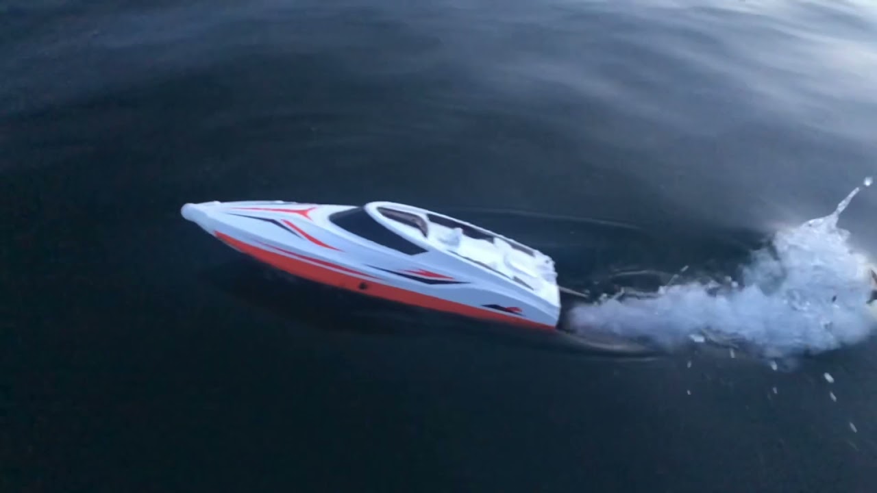 RC Boat H105
