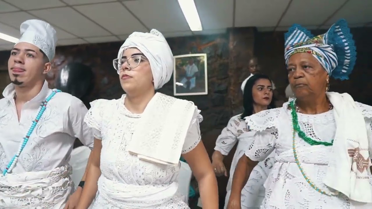 Il&ecirc; As&eacute; Af&eacute;f&eacute; Omi  -  Od&uacute;n M&eacute;rinl&aacute; do Babaloris&aacute; Weberson De &Ograve;g&uacute;n                     ( COMPLETO )