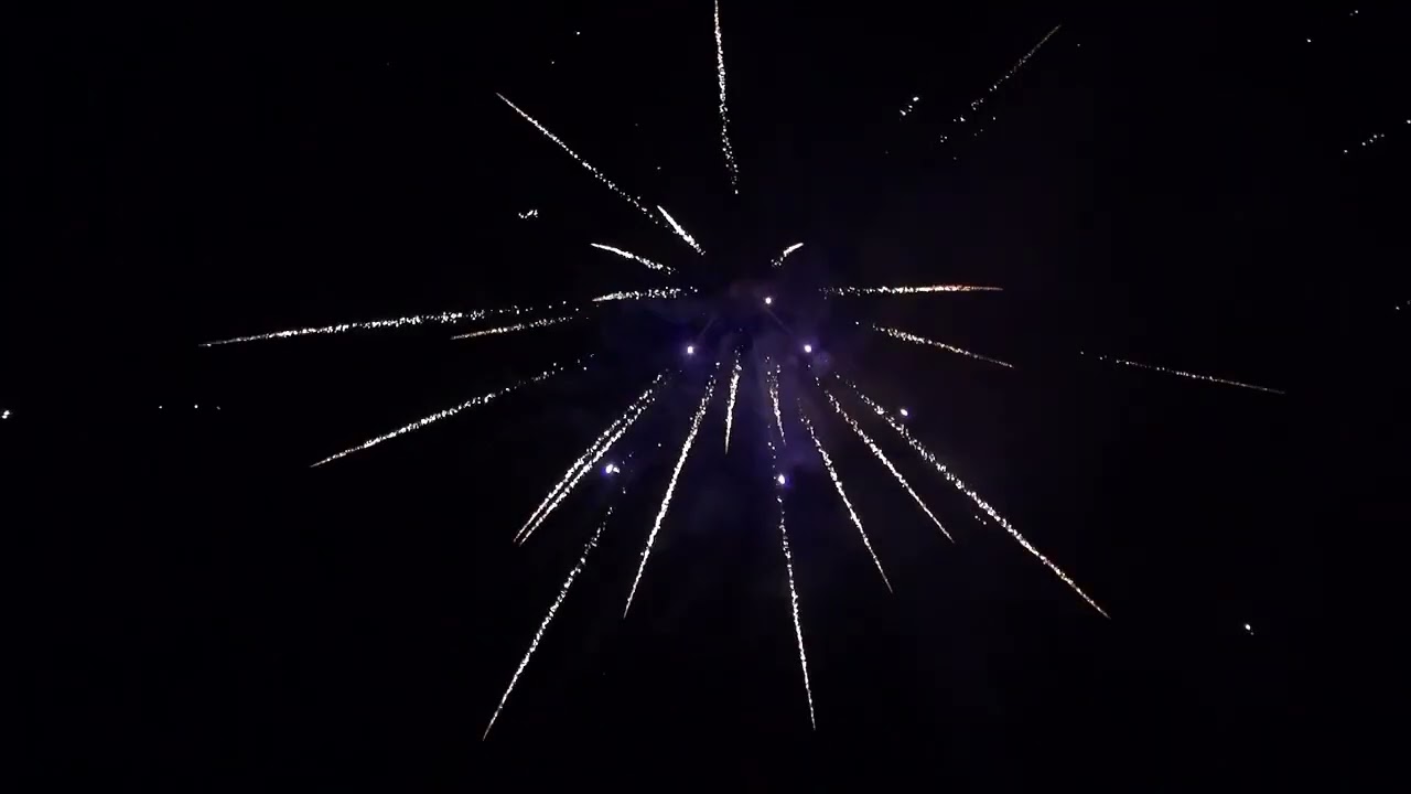 Flora Feuerwerksbatterie von Funke / Argento AC30-25-6