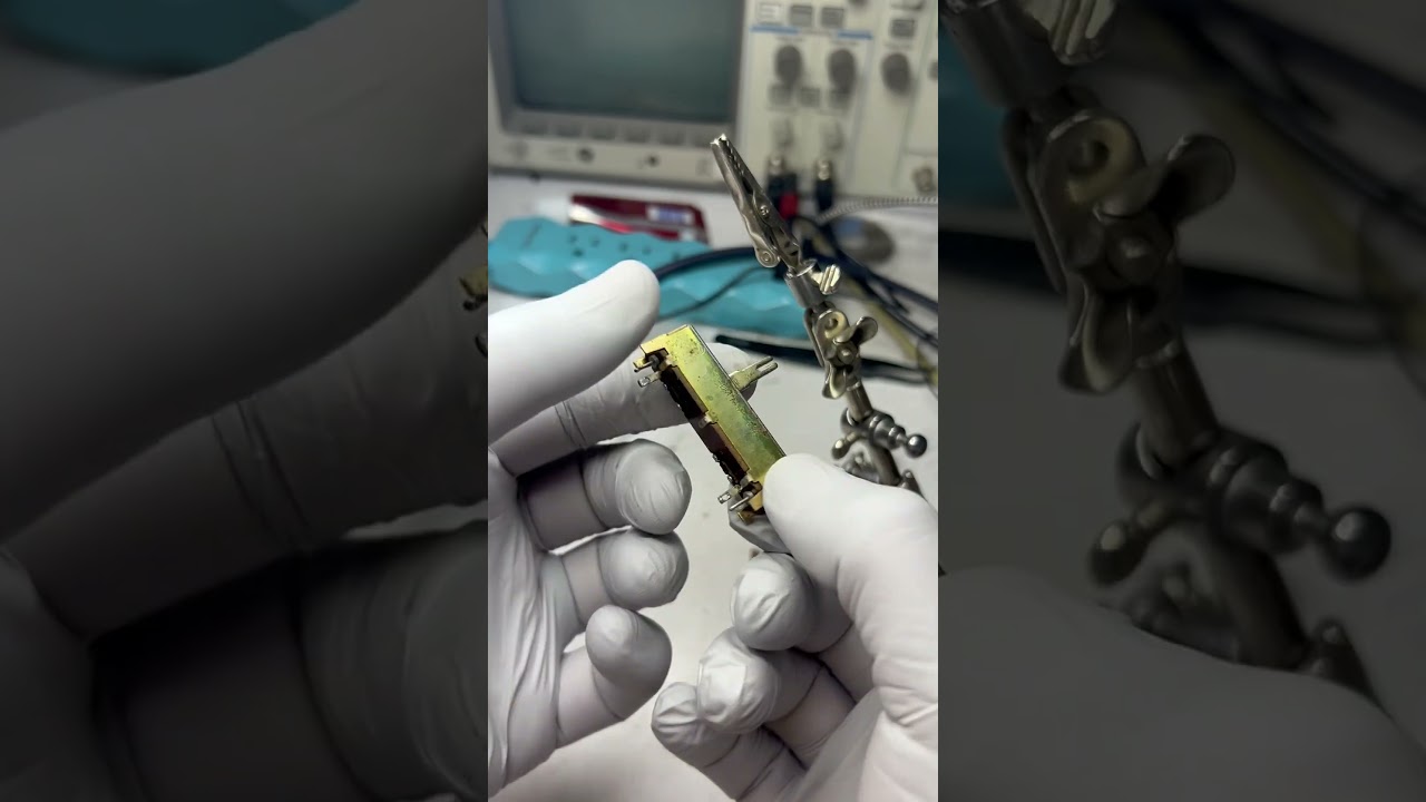 Repairing a slide pot on a Realistic (Moog) MG-1 synthesizer 