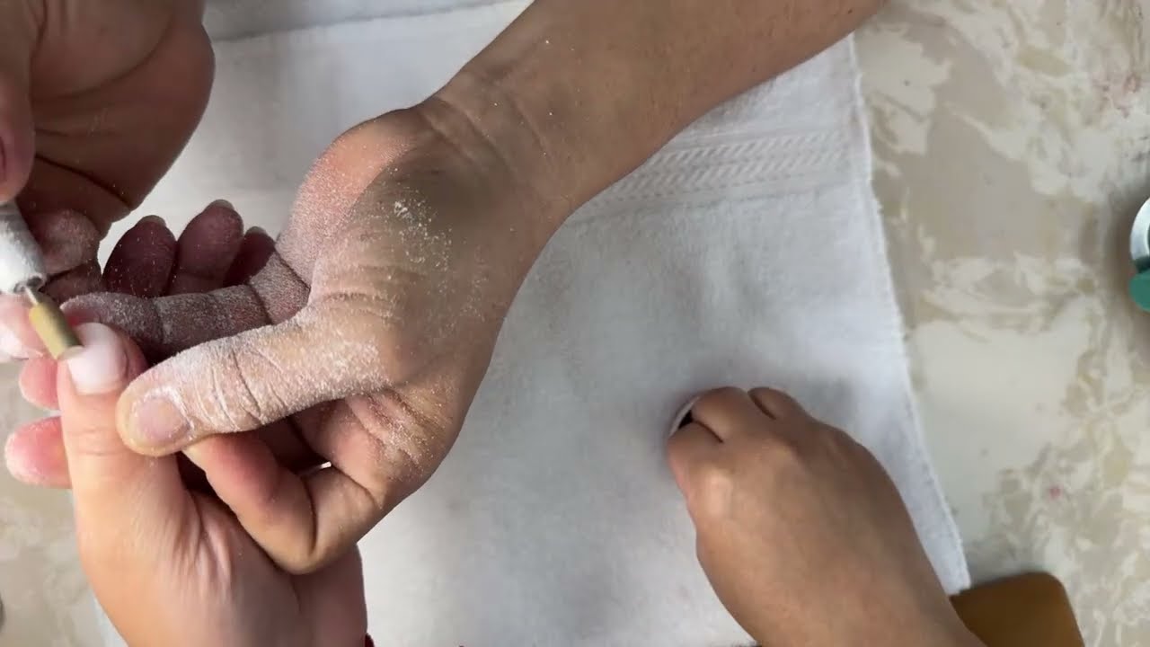 Live Nails / Today Do The Latest Nail Style