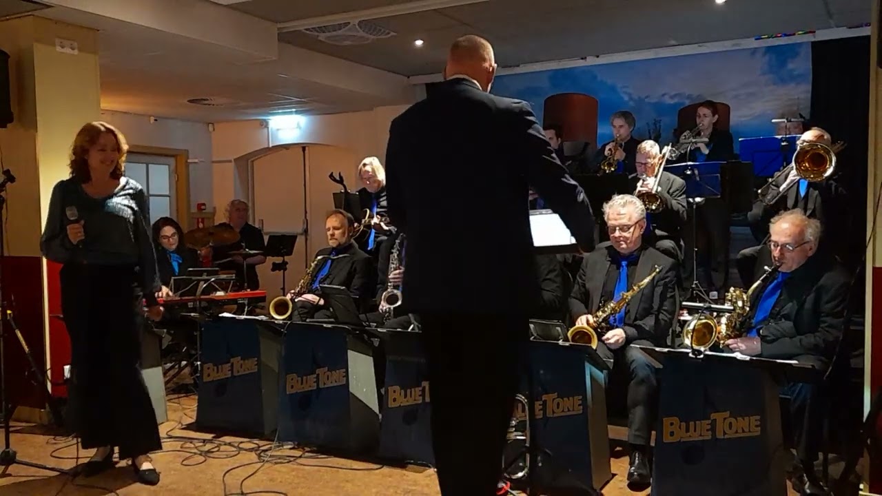 Blue Tone Big Band - Sweet Georgia brown