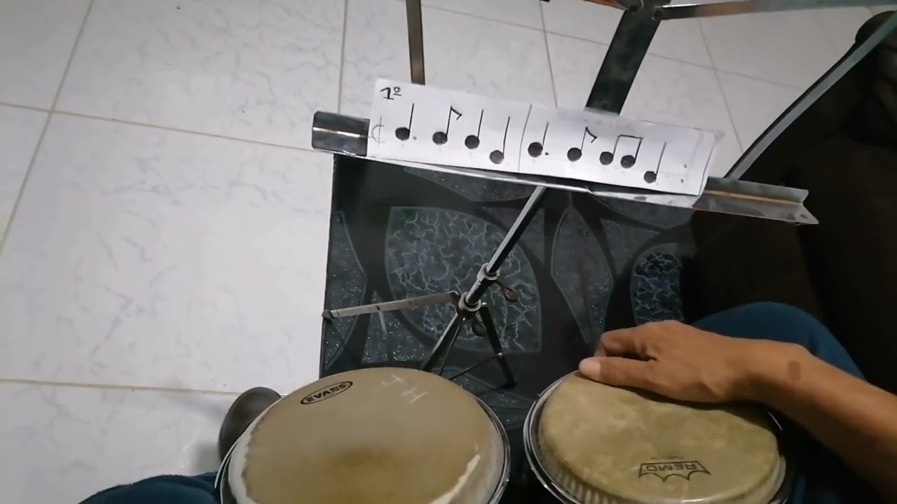 a caballo en conga timbal y bongo