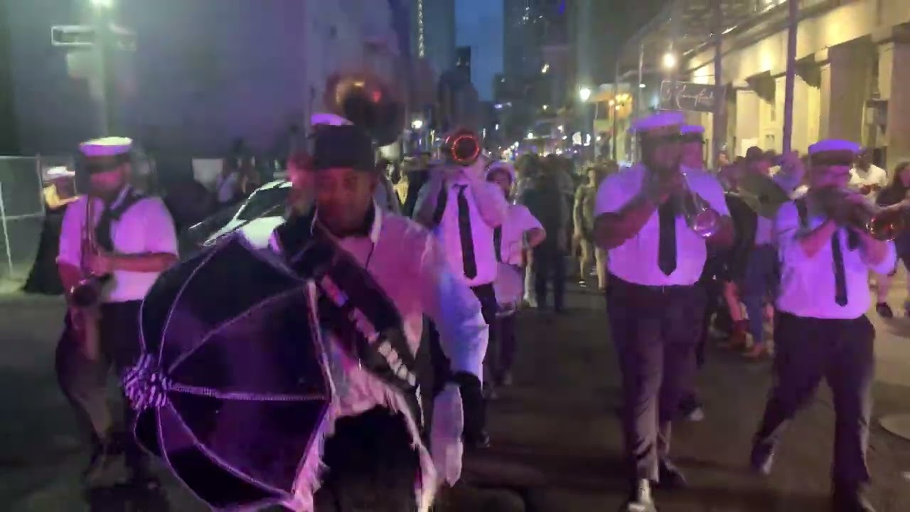 Big Fun Brass Band- Lil Liza Jane 2ndline Parade