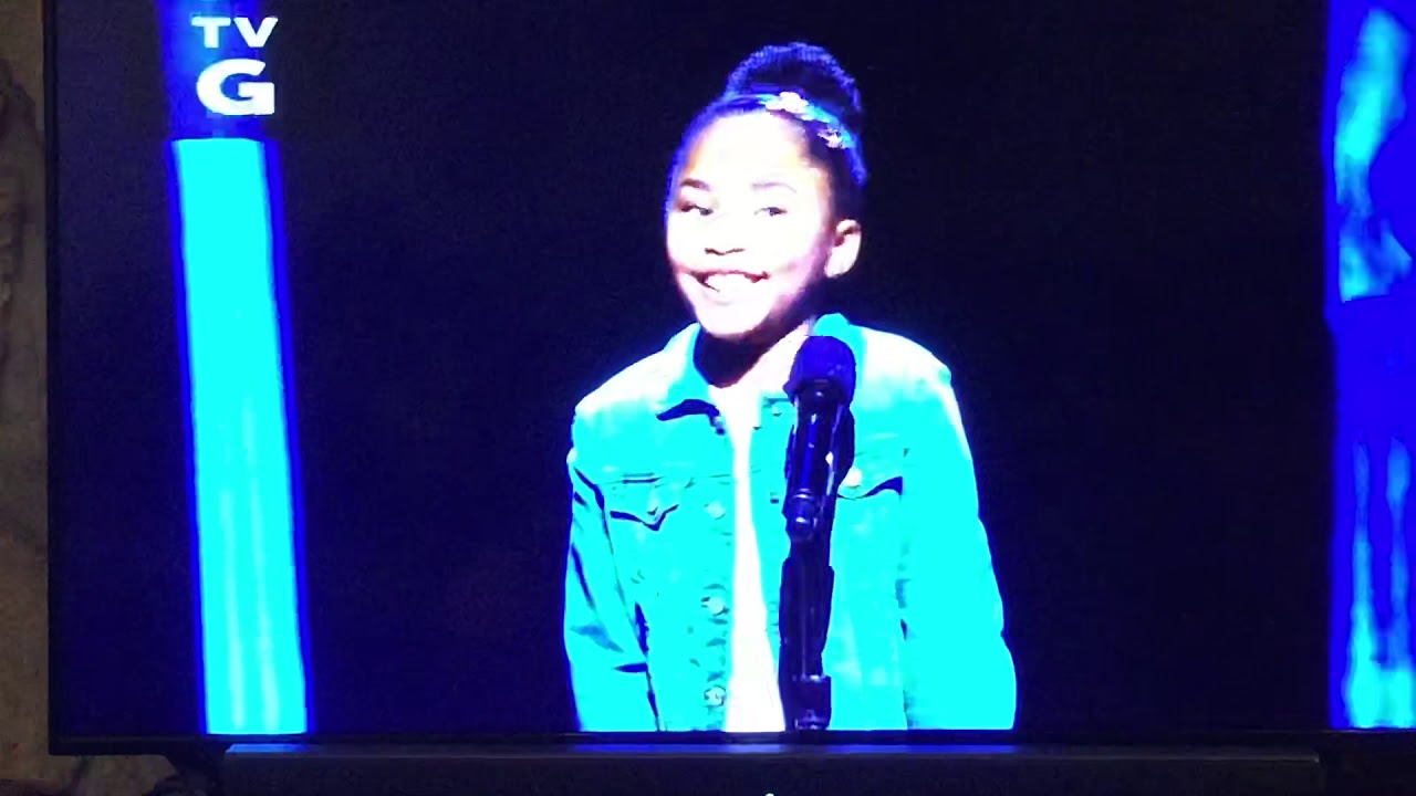Tiny Opera Singer (7yrs old) Performs Mozart in German!!!