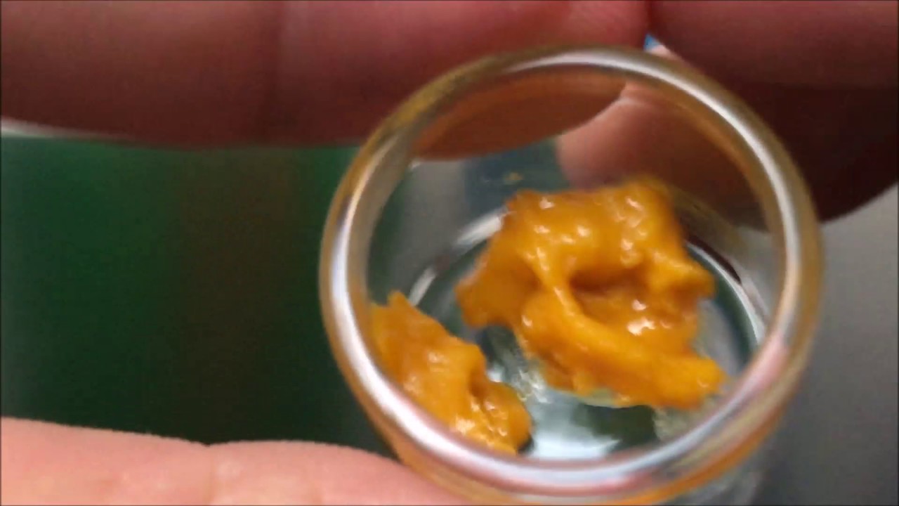 Champagne Kush Sugar Wax By Blue Roots Cannabis Recreational cannabis Review