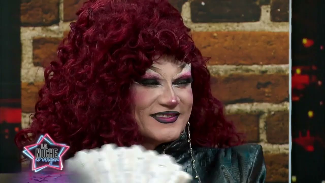 KRUZ VENENO LA PRIMERA DRAG QUEEN DEL ECUADOR EN LA NOCHE ES VIRGEN