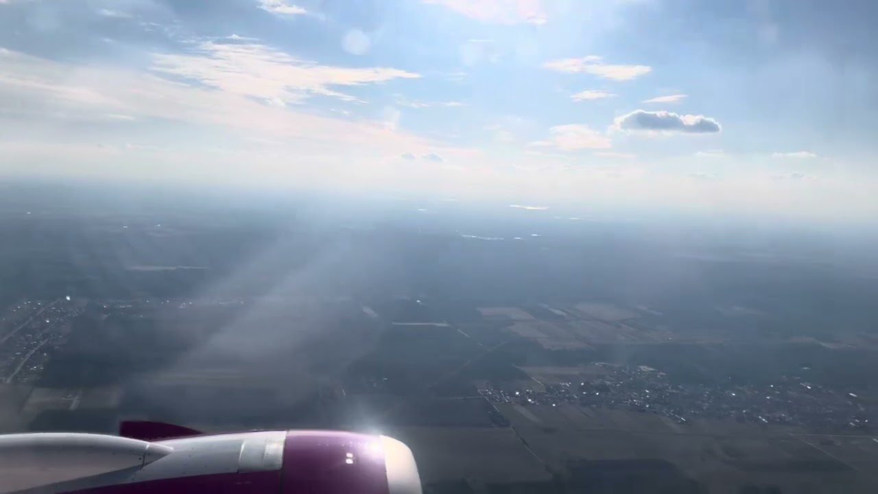 Wizz air leszállás és érkezés Budapest Liszt Ferenc nemzetközi repülőtér 2-es terminál