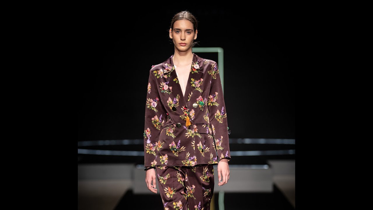 TOMCSANYI AW/19