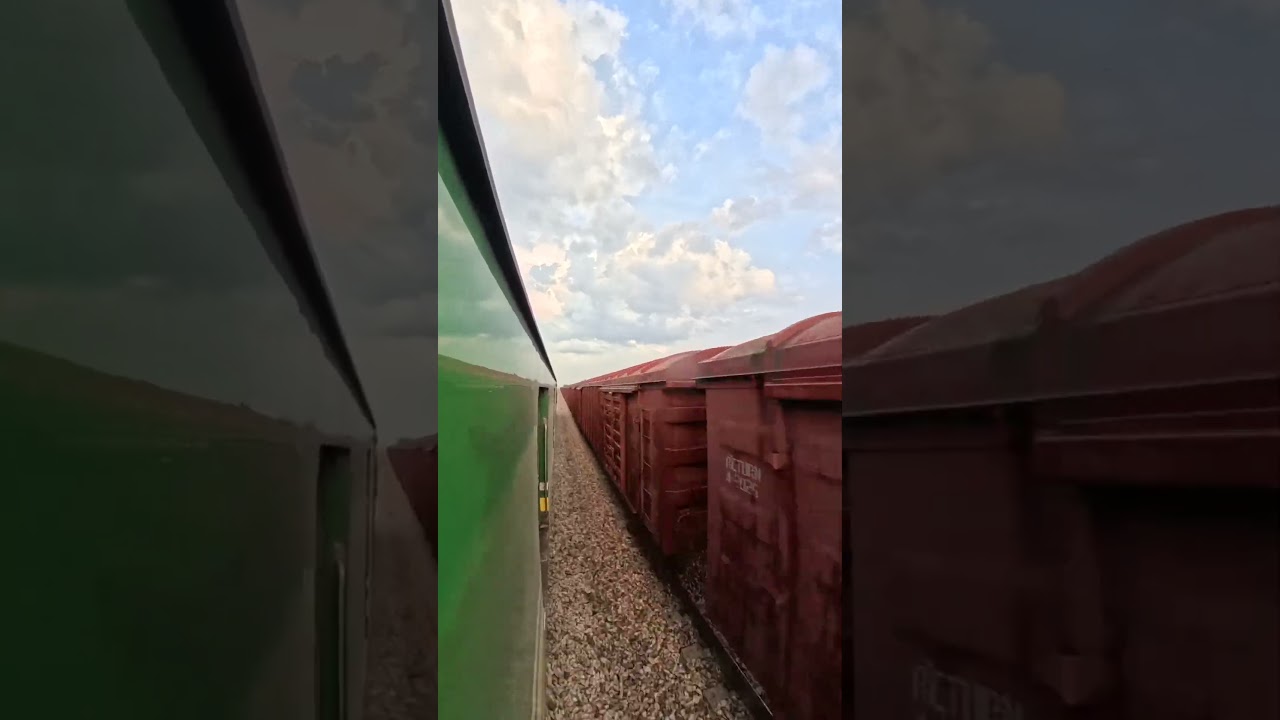 The Most Satisfying Train Crossing 😀 #pakistanrailways #travel #reels
