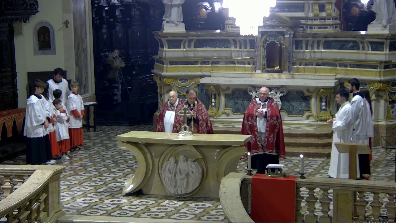 Via Crucis e processione col Cristo morto, ore 20:00 - VENERDI SANTO