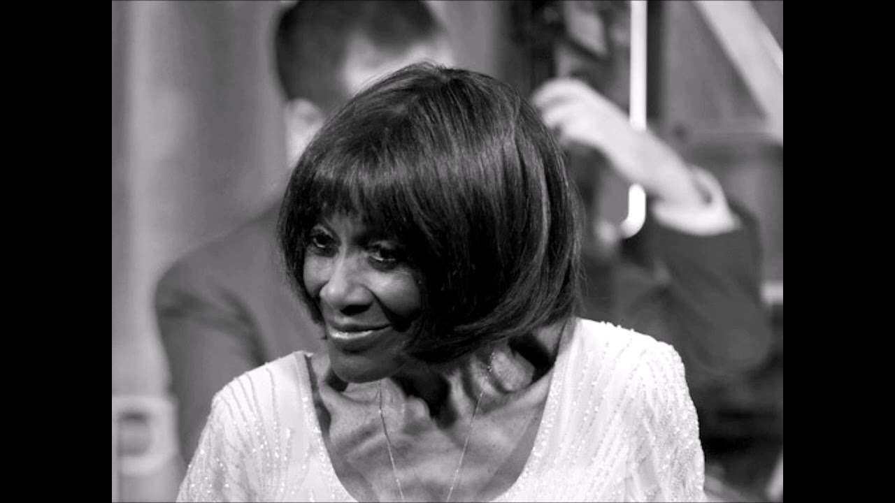 SALENA JONES sings BRIDGE OVER TROUBLED WATER