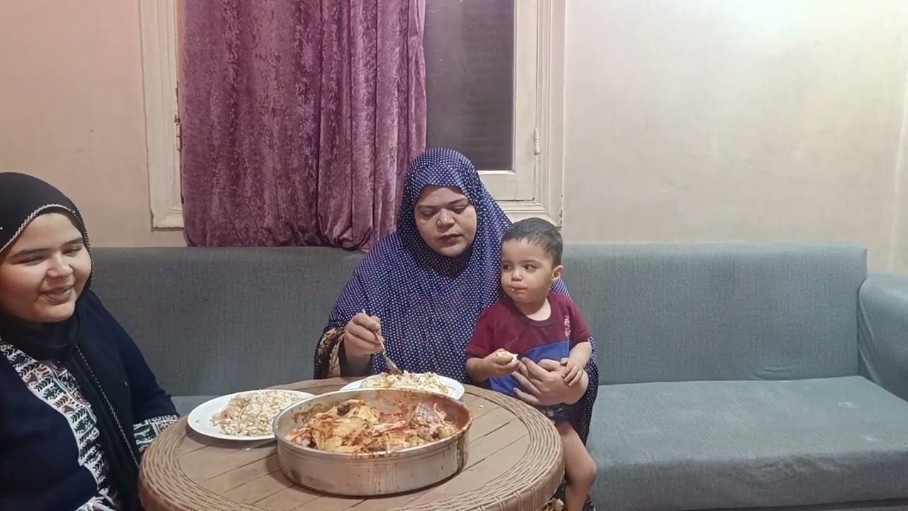 اخواتي ومتابعين اللي بيحبوني عايزه اقول لكم ان انتم احسن حاجه عندي😘💗💗