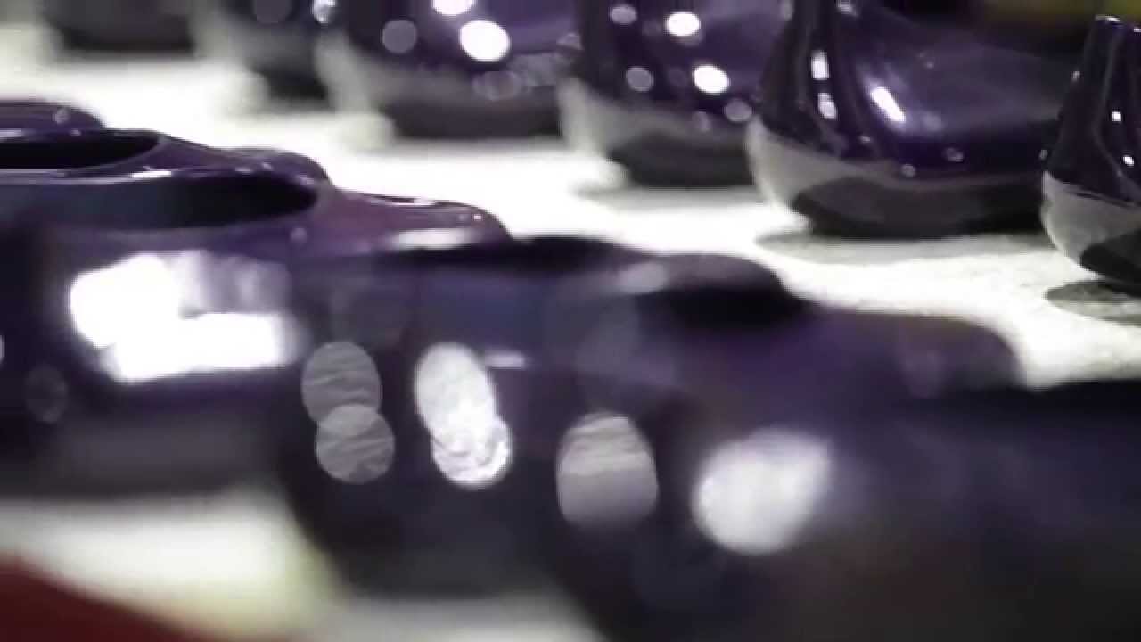 In Oka B Lyndie sandals, every step is like a foot massage!| Solutions.com