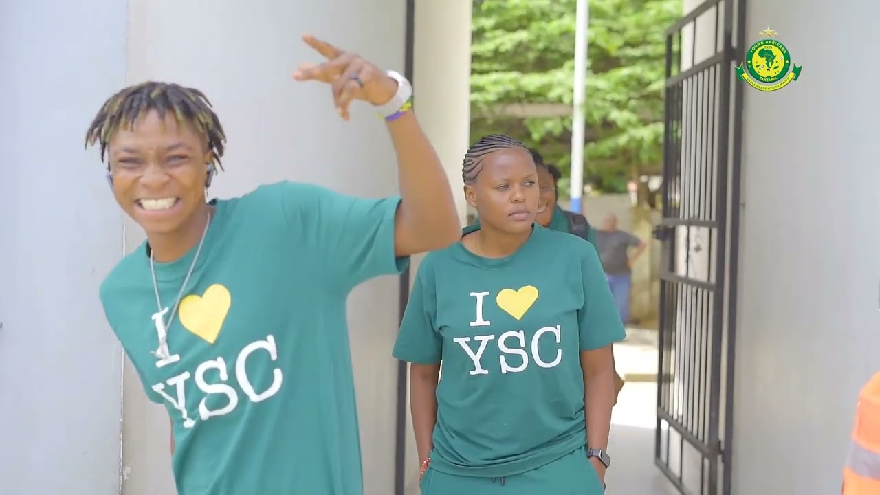 KIKOSI CHA YANGA PRINCESS KILIVYOWASILI UWANJA WA KMC DHIDI YA MLANDIZI QUEENS