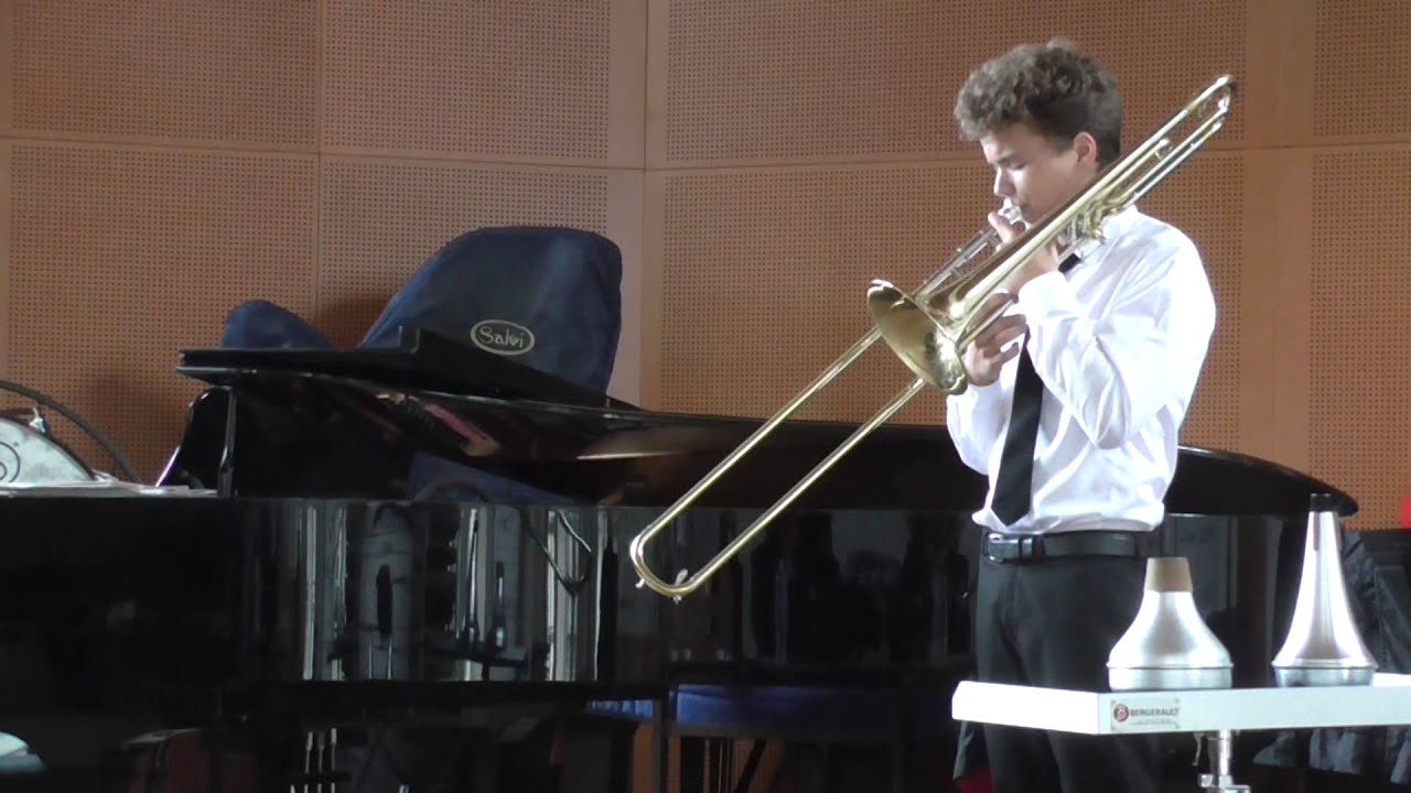 LUCAS OUNISSI AU TROMBONE, 3 MINIATURES DE BUQUET