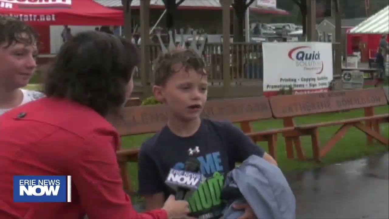 Crowds at Warren County Fair Despite Rainy Weather