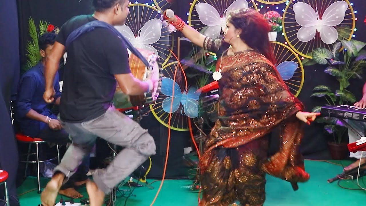 ঝড় তোলা স্টুডিও গানে মাতাল ।। রুপালী সরকার