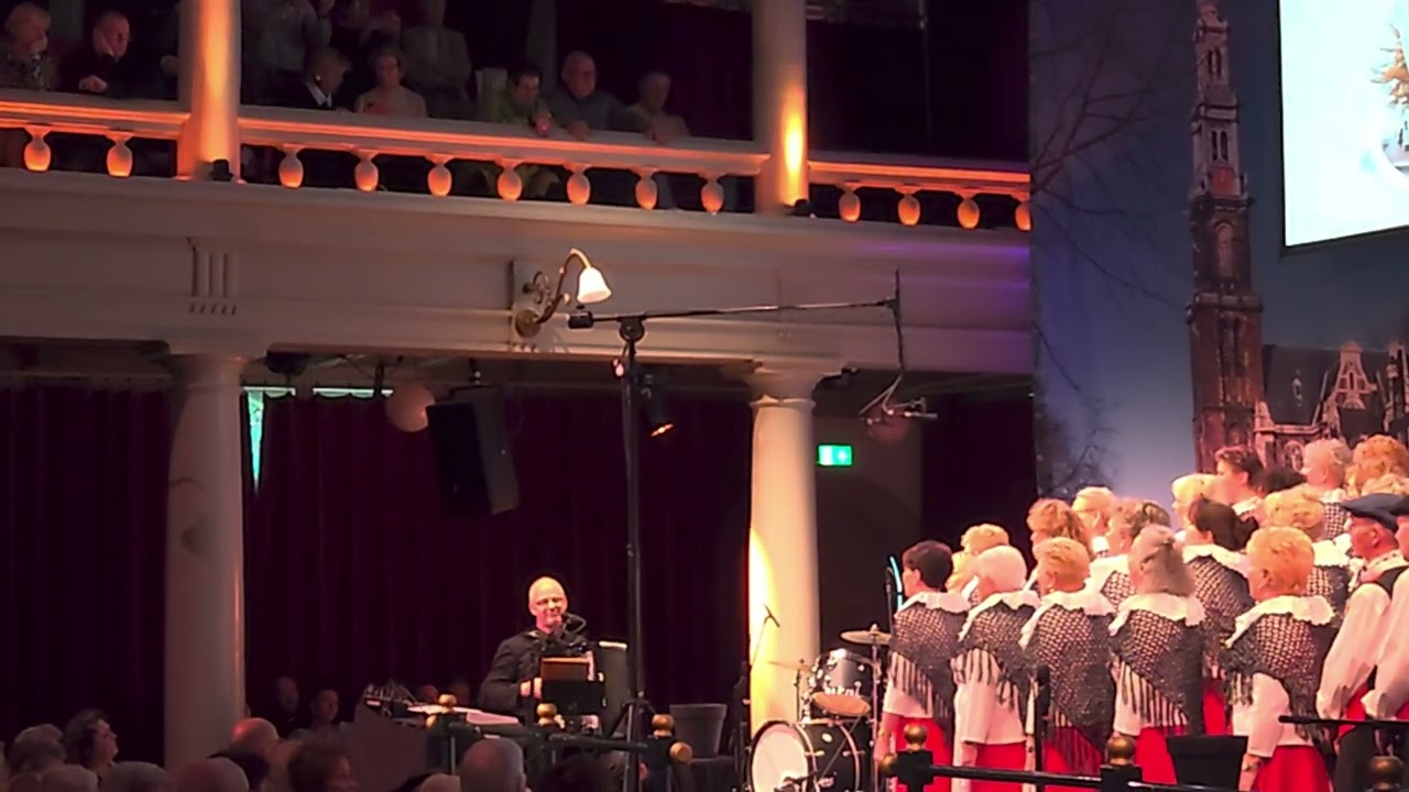 Amsterdam 750 jaar door Andre Vrolijk en het Zwanenkoor