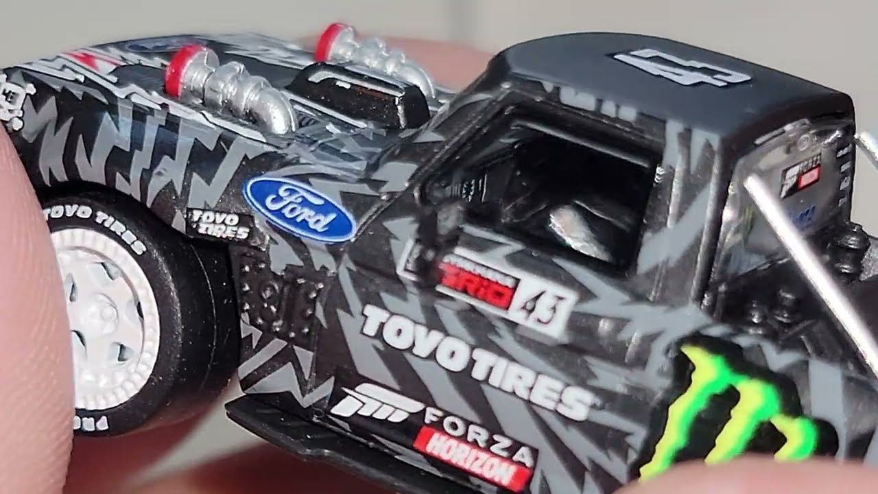 STREET WEAPON 1/64 Hoonitruck Ken Block's 1977 F150 Ford Truck Diecast Model Car