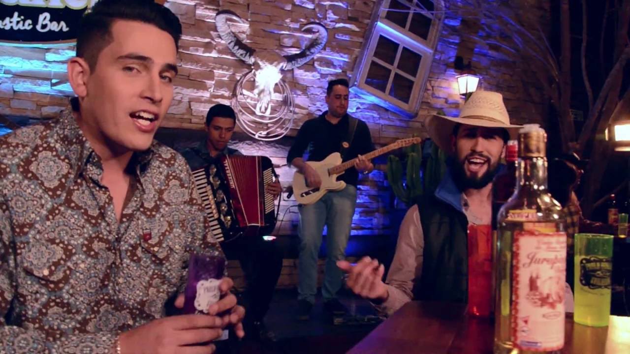 Sucesso do Interior (Clipe Oficial) - Paulo Henrique e Guilherme