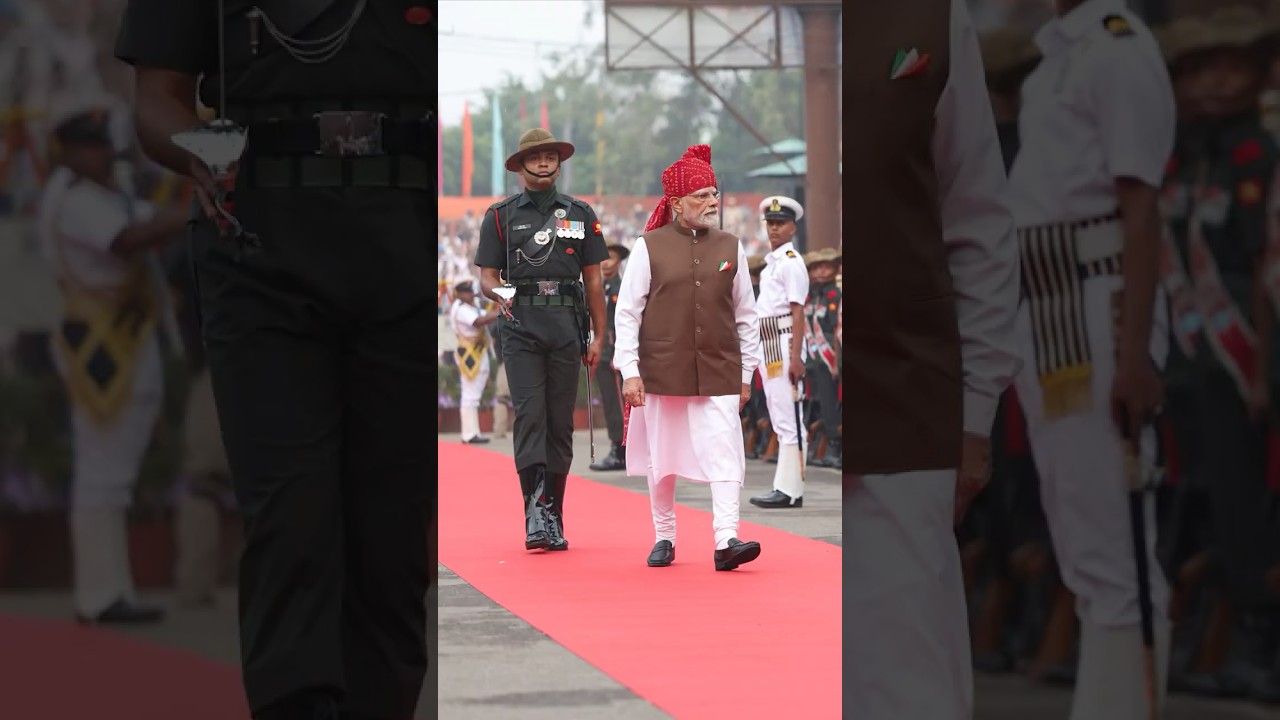 PM Modi inspects the Guard of Honour at Red Fort on 80th Independence Day 2026