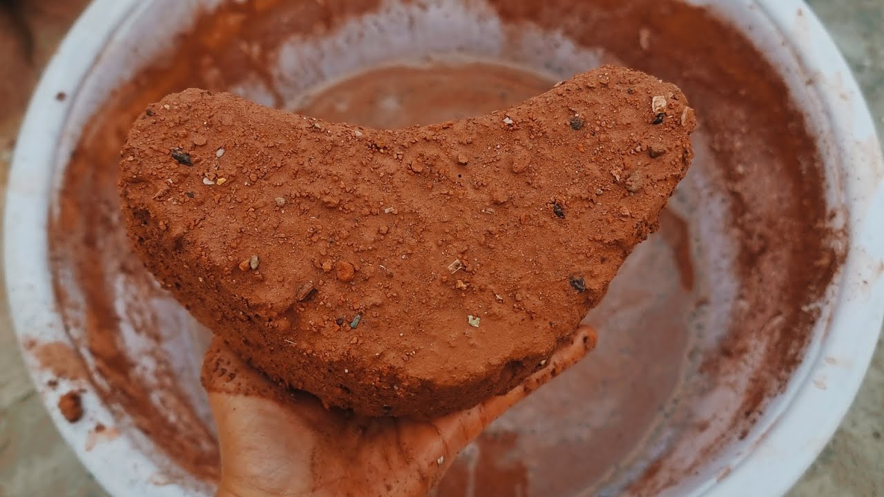 Soft Pure Clay Crumbling and Dipping in Water Mouthwatering Satisfying ASMR 