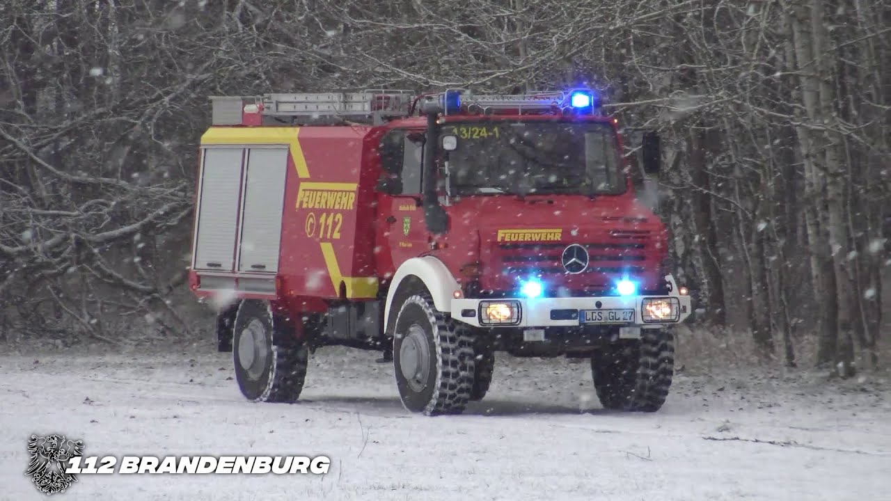 (Unimog im Schnee) TLF 4000 der Freiwilligen Feuerwehr Klein Leine