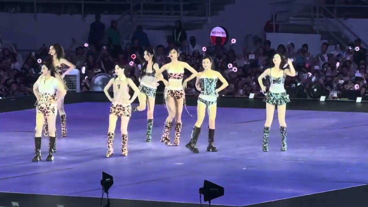 TWICE - 'DANCE THE NIGHT AWAY’ THIS IS FOR WORLD TOUR IN KUALA LUMPUR 2025