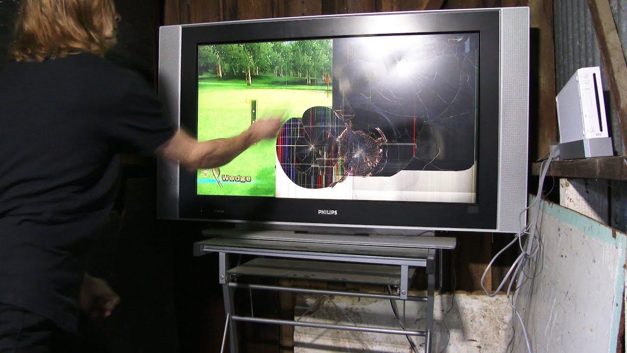 Разгневанный геймер уничтожил Nintendo Wii