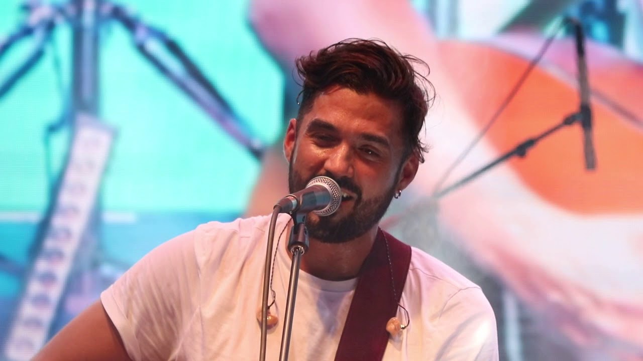 180818 | Florent Mothe | Danser sous la pluie