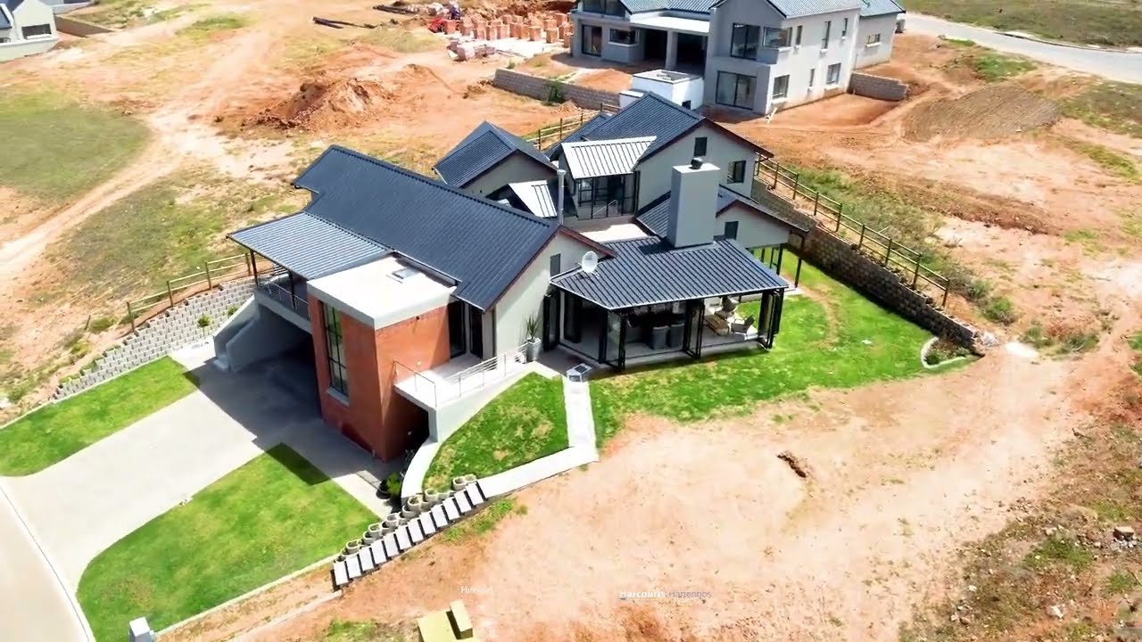 4 Bedroom House for Sale in Hartland Lifestyle Estate