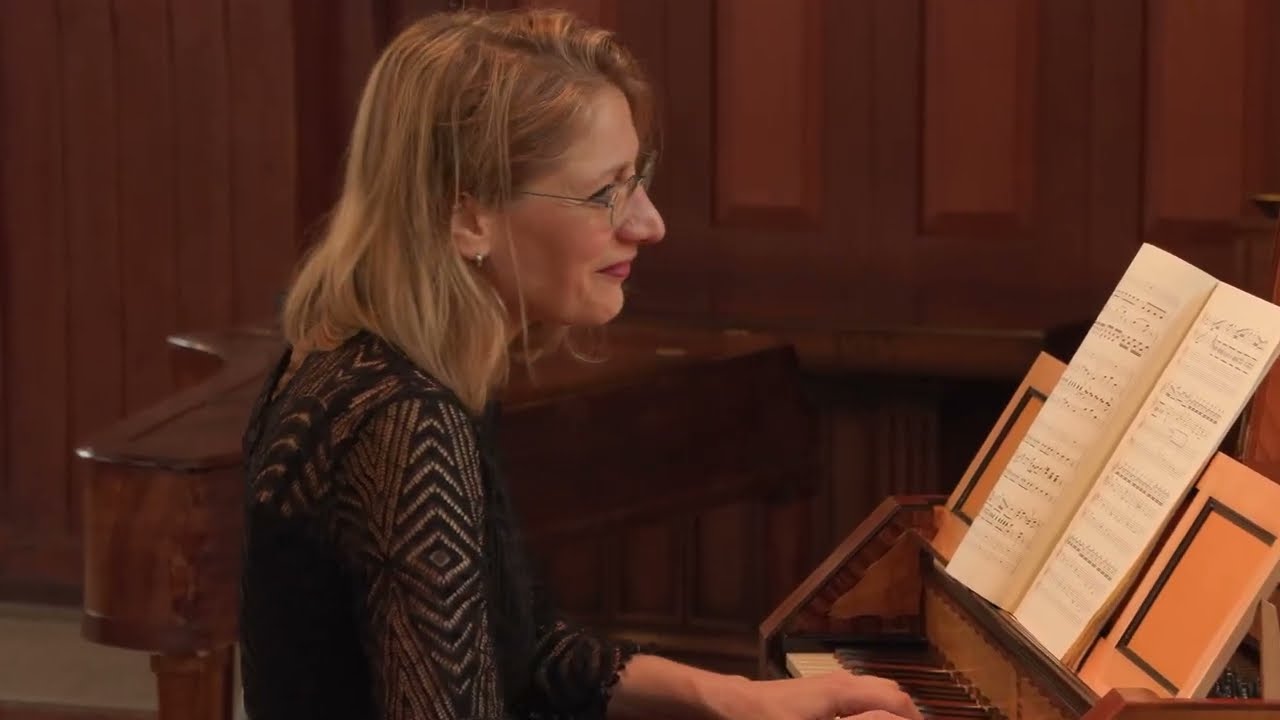 Haydn Concerto in D Major on a very special Fortepiano